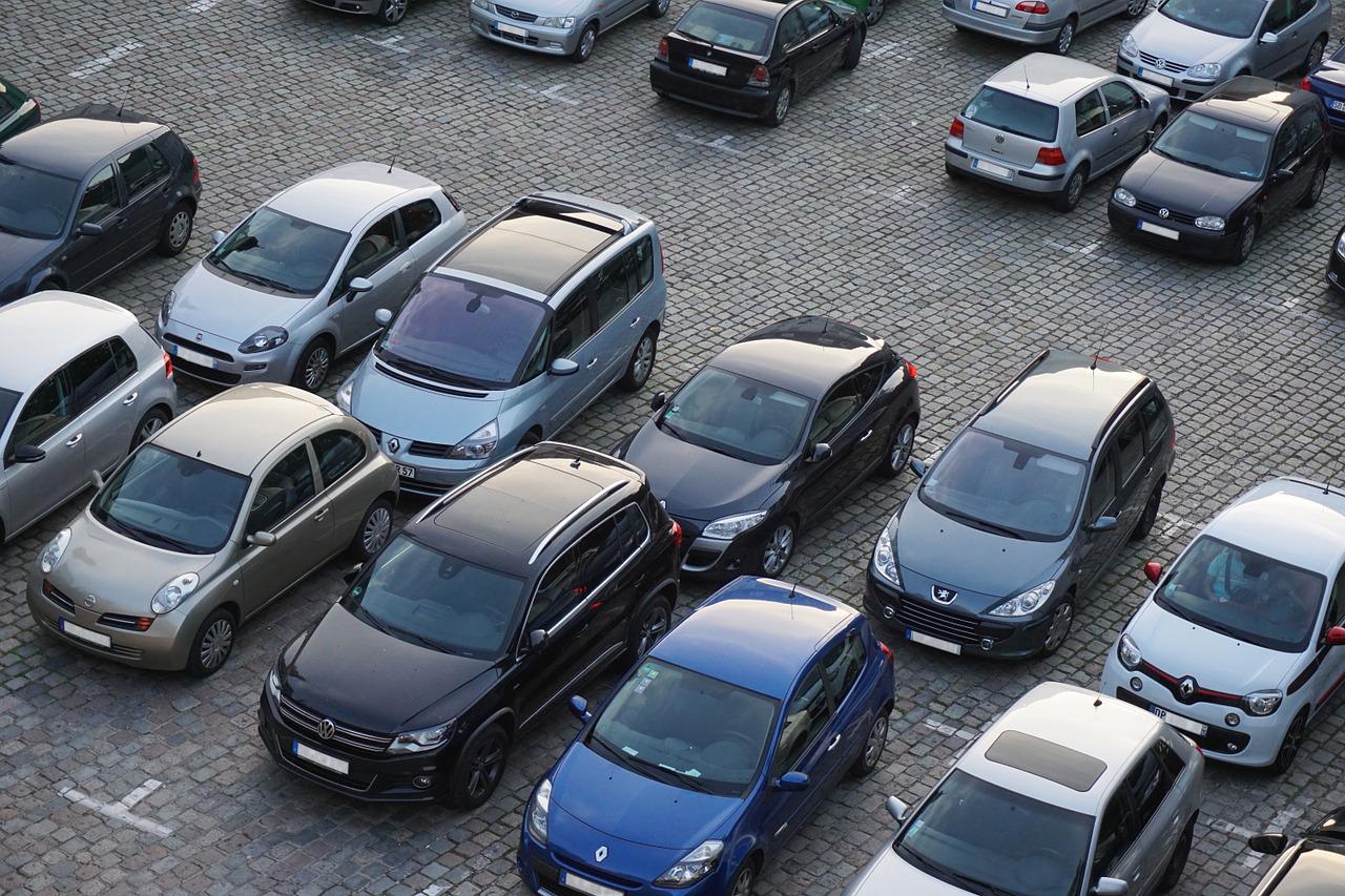 assurance auto pour voiture en stationnement