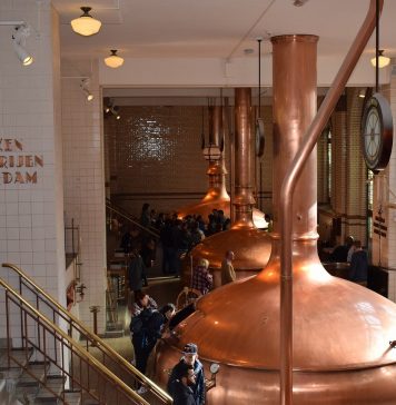 changer le fût de la bière Heineken