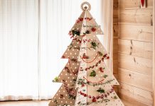 sapin en bois artificiel