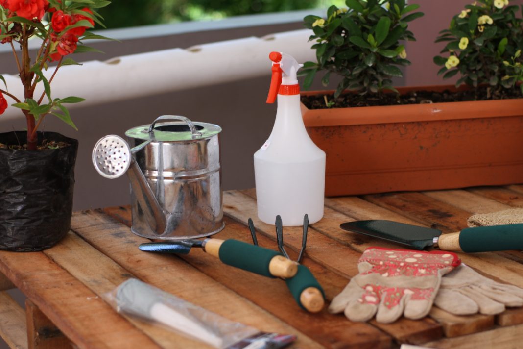 les outils de jardin indispensables